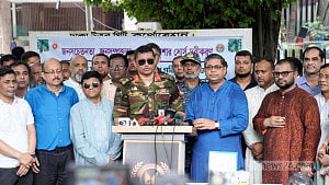 ডেঙ্গু ঠেকাতে টাস্কফোর্স: বনানীর নির্মাণাধীন ভবনে ৫০ হাজার টাকা জরিমানা