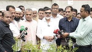 সরকারকে প্রশ্নবিদ্ধ করতে এআই ব্যবহার করে অপপ্রচার হয়েছে: ডিএনসিসি প্রশাসক