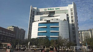 স্থানীয় নির্বাচনে সংসদ ভোটের সমান বরাদ্দ চায় ইসি