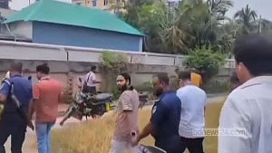 ফরিদপুরে এসএসসি পরীক্ষা কেন্দ্রে এনসিপি নেতাকে ঘিরে বিক্ষোভ