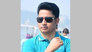 ফরিদপুরে বাস ও মোটরসাইকেল সংঘর্ষে ইউপি সচিব নিহত