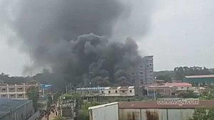 গাজীপুরে টায়ার পুড়িয়ে তেল তৈরির কারখানায় আবারও অগ্নিকাণ্ড