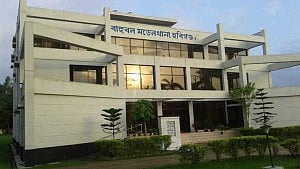 হবিগঞ্জে বিদ্যুৎস্পৃষ্টে প্রবাসী বাবা ও ছেলের মৃত্যু