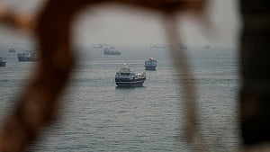 ড্রোন দিয়ে ভারতীয় জাহাজে হামলার চেষ্টা করেছিল ইরান: ট্রাম্প