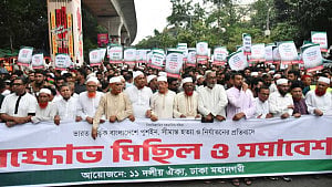 প্রতিবেশী হিসেবে ভারত ‘আগ্রাসী আচরণ’ করছে: পরওয়ার