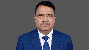খুলনা উন্নয়ন কর্তৃপক্ষের চেয়ারম্যান হলেন বিএনপি নেতা মনা