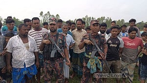 লালমনিরহাট সীমান্তে পুশ ইনের চেষ্টা করা ৩৩ জনকে ফিরিয়ে নিল বিএসএফ