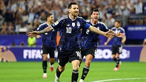 টানা ৭ ম‍্যাচে গোল করে মেসির অনন‍্য কীর্তি