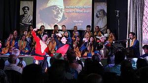 লন্ডনে আনন্দধারা আর্টসের ‘নজরুল উৎসব’, কবি সৃষ্টি প্রস্ফুটিত গানে কবিতায়