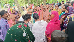 মানিকগঞ্জে ৯৫ বছরের মাকে হত্যা করে পুলিশ ডাকতে বলেন মেয়ে