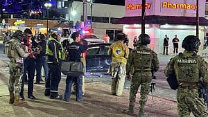 Car crashes into Mexico fans in Cabo