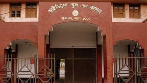 আইডিয়ালে অধ্যক্ষ ও মনিপুর স্কুলের ৫ শাখায় ‘প্রধান’ বসাল সরকার