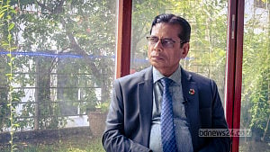 বড় বাজেট বাস্তবায়নে অর্থনীতি যেন ‘ঋণ ফাঁদে’ না পড়ে: মোস্তাফিজুর রহমান