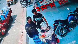 নওগাঁয় ‘শয়তানের নিঃশ্বাস’ চক্রের তিন সদস্য গ্রেপ্তার