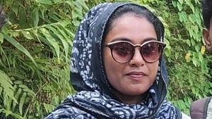 নড়াইলে ট্রাকের ধাক্কায় ভ্যান আরোহী স্বাস্থ্যকর্মী নিহত