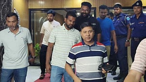 ‘চাঁদাবাজি’: নারায়ণগঞ্জের এমপির ছেলে সজীব যুবদল থেকে বহিষ্কার