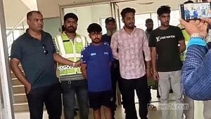 নাটোর হাসপাতালে সন্তানের চিকিৎসা নিতে আসা গৃহবধূকে ‘ধর্ষণ’, গ্রেপ্তার ৩