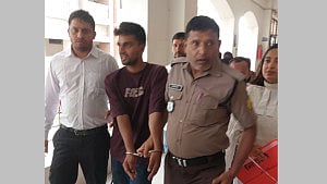 মারধর করে পুলিশে দেওয়া তিতুমীর ছাত্র সন্ত্রাসবিরোধী আইনের মামলায় কারাগারে