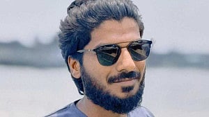 শিশু ধর্ষণ ও অন্তঃসত্ত্বা মামলায় বহিষ্কৃত স্বেচ্ছাসেবক দল নেতার আত্মসমর্পণ