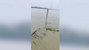 বিপৎসীমার উপরে তিস্তা নদীর পানি