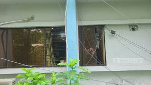 পাবনায় হিসাবরক্ষণ ও প্রাণিসম্পদ কার্যালয়ের জানালার গ্রিল কেটে চুরি