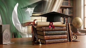 আমরা কেন পাকিস্তানে উচ্চশিক্ষার জন্য যাব?