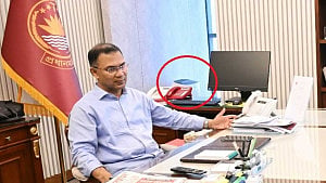 প্রধানমন্ত্রীর লাল টেলিফোনের সংযোগ বিচ্ছিন্ন: রহস্য উদঘাটিত হয়নি ৩ দিনেও