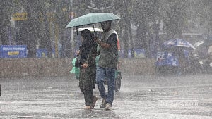 ঢাকায় মৌসুমি বৃষ্টির দাপট