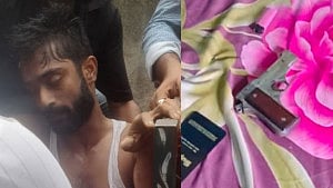 রাজশাহীতে স্বেচ্ছাসেবক দলনেতার বাসায় যুবক গুলিবিদ্ধ, অস্ত্র উদ্ধার
