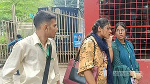 রায় শুনতে আদালতে শিক্ষার্থীরা: ‘আসামিটার একবারো হাত কাঁপে নাই!’