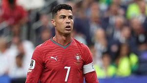 শুধু রেকর্ড গড়া রোনালদোকে নিয়ে ভাবছেন না কলম্বিয়া কোচ