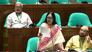 আইনশৃঙ্খলা পরিস্থিতি নিয়ে সংসদে রুমিন ফারহানার উদ্বেগ