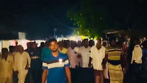 শরীয়তপুরে সাবেক আওয়ামী লীগ নেতা গ্রেপ্তারের প্রতিবাদে বিএনপির বিক্ষোভ