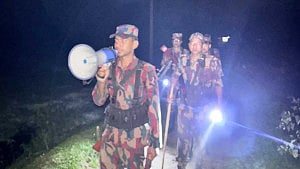 শেরপুরে ‘পুশইন’ রুখে দেওয়ার দাবি বিজিবির, সীমান্তে মাইকিং
