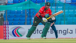 Reckless batting takes Tigers to 131