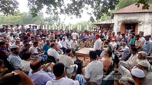 টাঙ্গাইলে শ্রেণিকক্ষে শিক্ষিকাকে থাপ্পড়-ঘুষি, শিক্ষার্থীকে ‘টিসি’