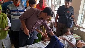 টাঙ্গাইলে বিদ্যালয়ের নলকূপের পানি পান করে ৩২ শিক্ষার্থী হাসপাতালে