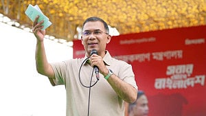 ‘সরকারকে সময় দেয়া যাবে না’ বলা দলের বিরুদ্ধে সজাগ থাকতে হবে: প্রধানমন্ত্রী