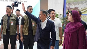 Tarique en route to Malaysia for first state visit