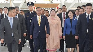 বেইজিংয়ে প্রধানমন্ত্রী তারেক রহমান