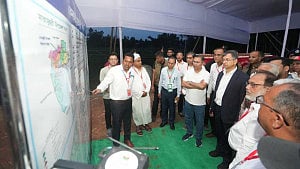মাতামুহুরী উপজেলা ও পেকুয়া পৌরসভা উদ্বোধন করলেন প্রধানমন্ত্রী