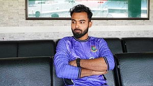 ‘রোল মডেল’ হৃদয়কে ভবিষ্যতের অধিনায়ক ভাবছে বিসিবি