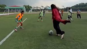 বিকেএসপি ঘুরে দেখলেন জাইমা, ফুটবল ম্যাচে করলেন গোলও