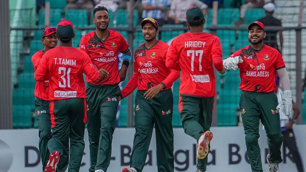 বাজে ব‍্যাটিংয়ের পর প্রথম টি-টোয়েন্টিতে বাংলাদেশের ৪ উইকেটে হার
