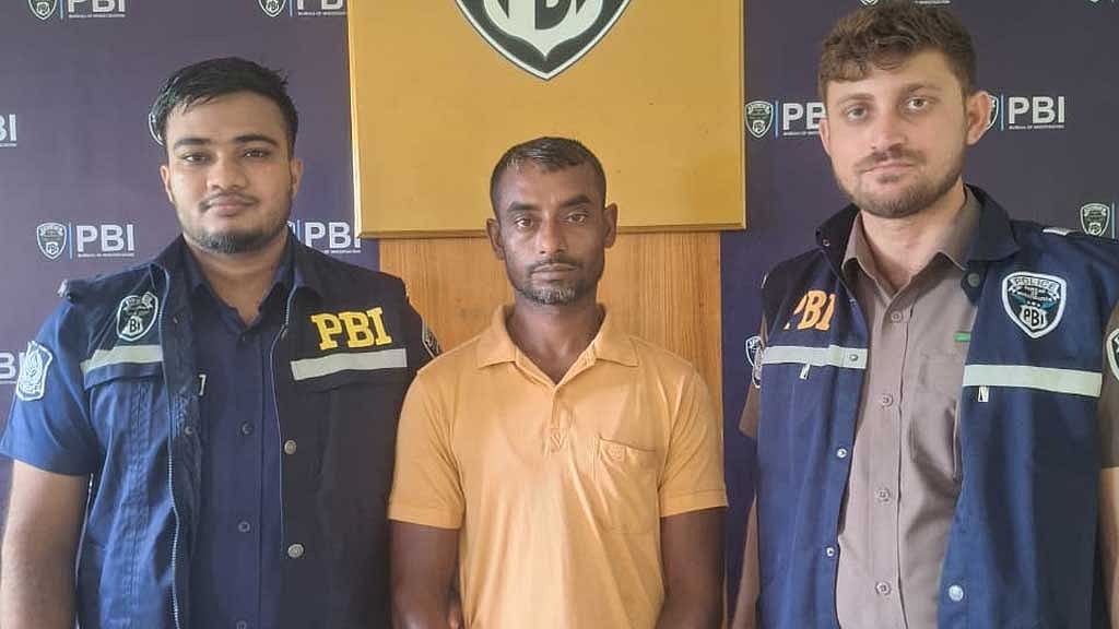খুনের কাজে সহযোগীতাকারী আব্দুল জলিল। ছবি: পিবিআই