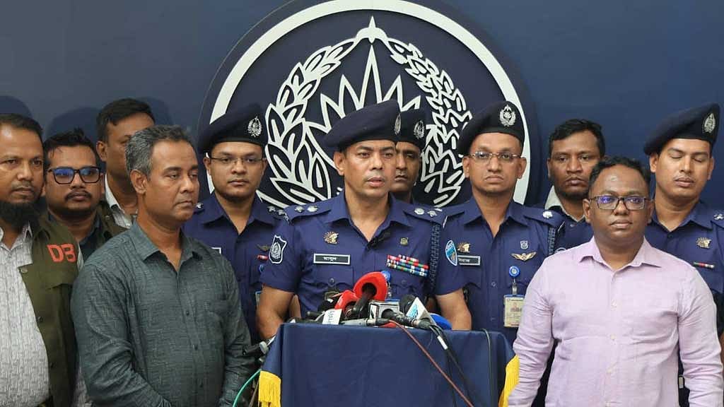 চট্টগ্রামের পুলিশ সুপার মো. মাসুদ আলম। ছবি: জেলা পুলিশ