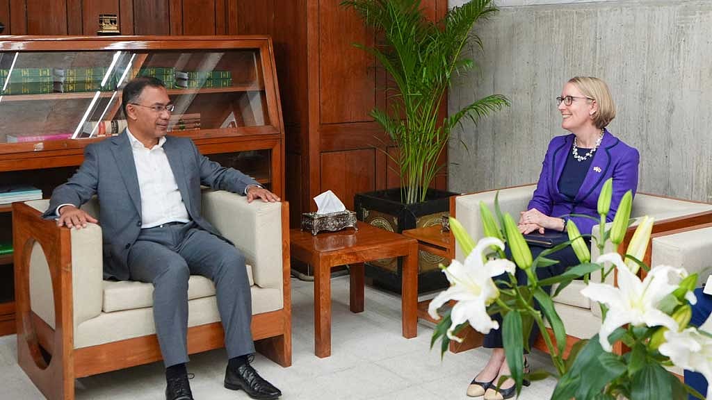 UK offers skills training support, investment push