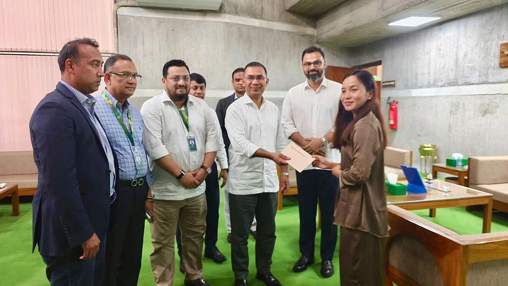ঋতুপর্ণার বাড়ি নির্মাণে অনুদান দিলেন প্রধানমন্ত্রী