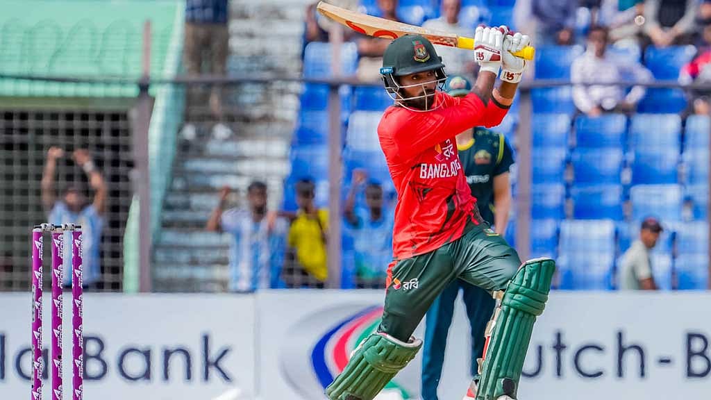 বাংলাদেশের হয়ে একাই লড়াই করেন তাওহিদ হৃদয়। ছবি: বিসিবি।