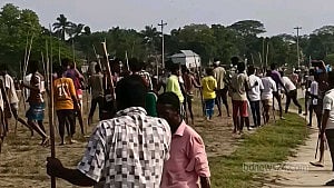 2 killed, 50 injured in Brahmanbaria clashes
